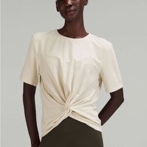 NWT Lululemon crescent t-shirt